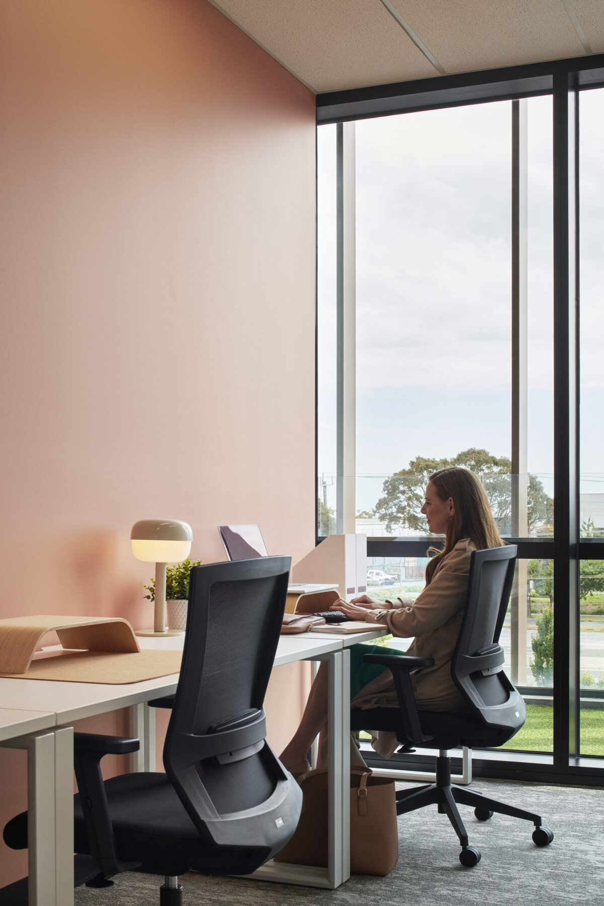 Iron Ergonomic Posture Mesh Office Task Chair - Image 15