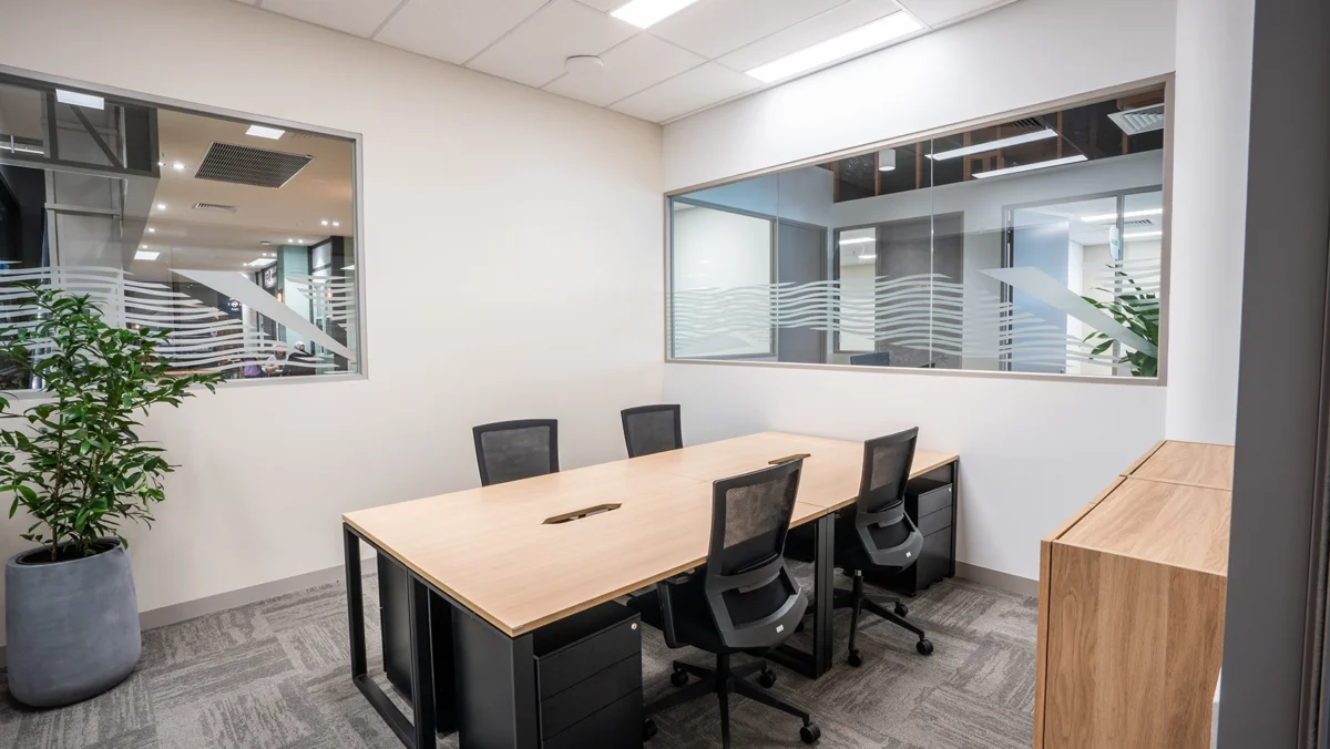 STANDARD Straight Desk - Image 3